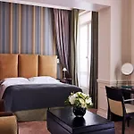 La Tremoille Hotel Paříž