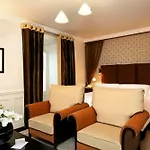 Hotel La Tremoille