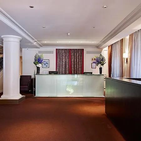 라 트르무알 3* 파리