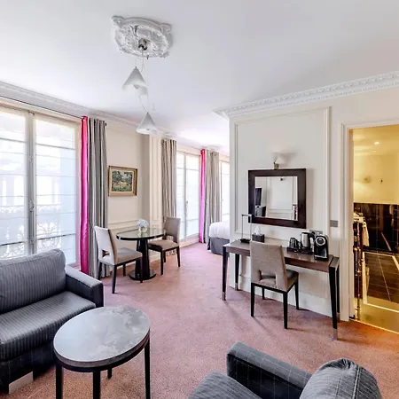 La Tremoille Hotel