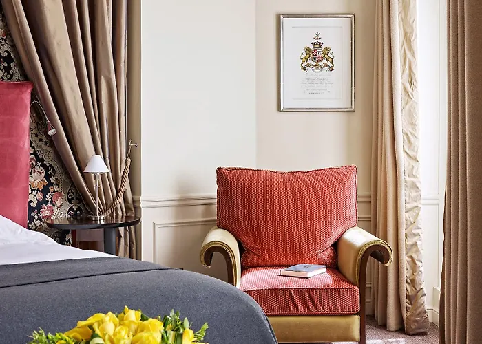 Hotel La Tremoille Paryż