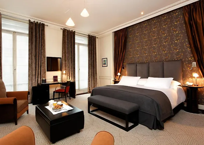 La Tremoille 3* Paryż