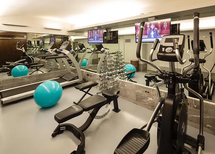 La Tremoille Hotel 3*