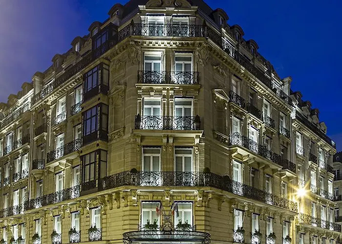 La Tremoille Paris